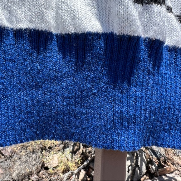 ⬇️NEW YORK LAUNDRY NWT Holiday Classic Men’s Sweater Size M Color Blue Olaf - Picture 7 of 9